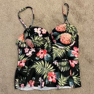 Cupshe Floral Tankini Top